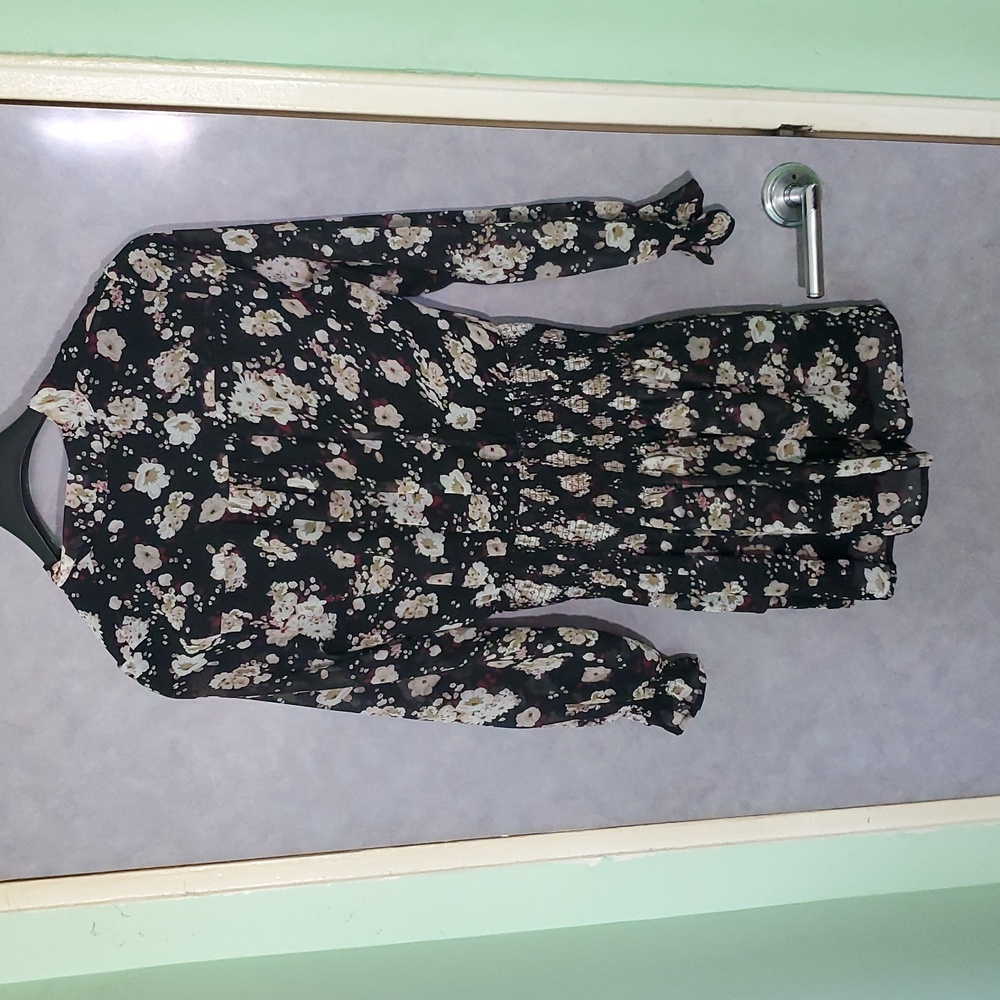 Top - Picture 4 of 4